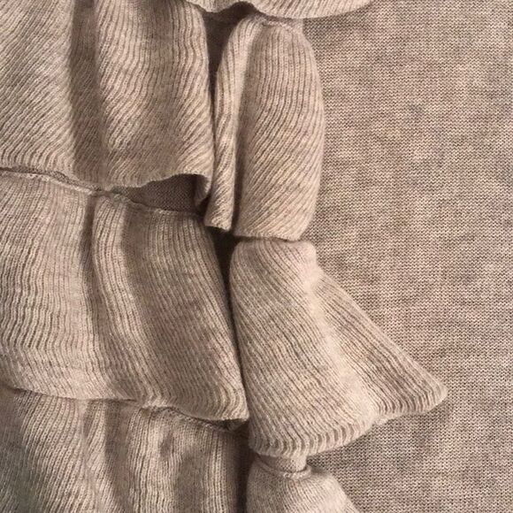 Jcrew ruffle vest - Picture 2 of 3